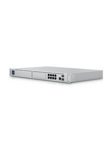 Управляем комутатор Ubiquiti UDM-SE -...